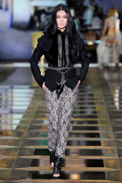Look 33